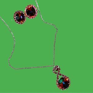 Vintage gorgeous 2 piece jewelry set! New